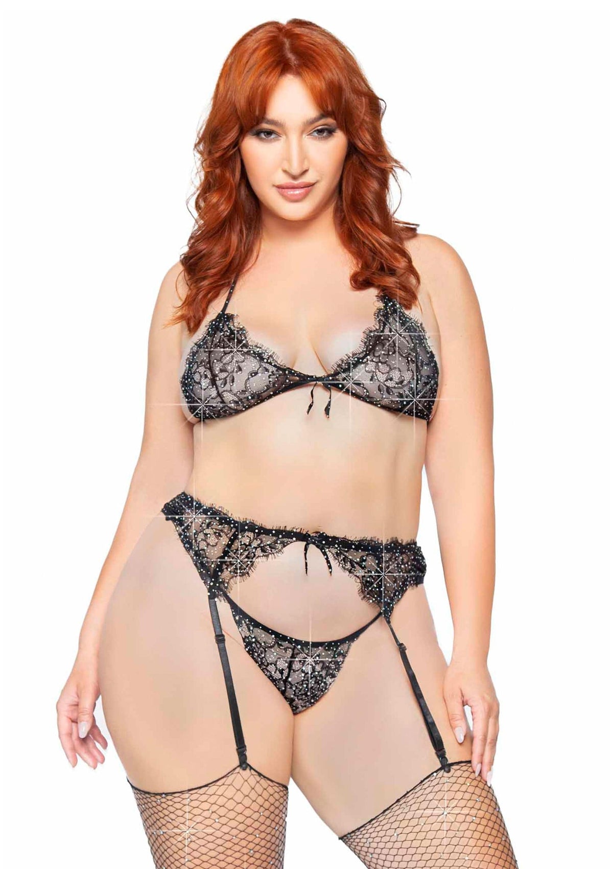 Haut soutien-gorge dentelle, string et porte-jarretelles grande taille