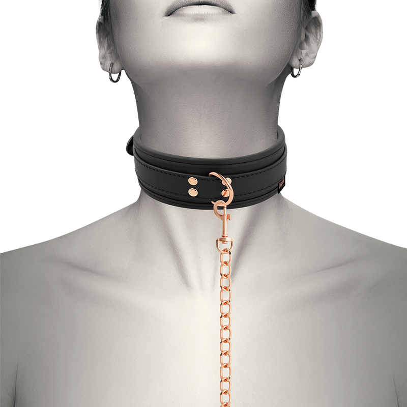 Coquette Chic Desire – Collier fantaisie en cuir végan avec bracelet et doublure en néoprène