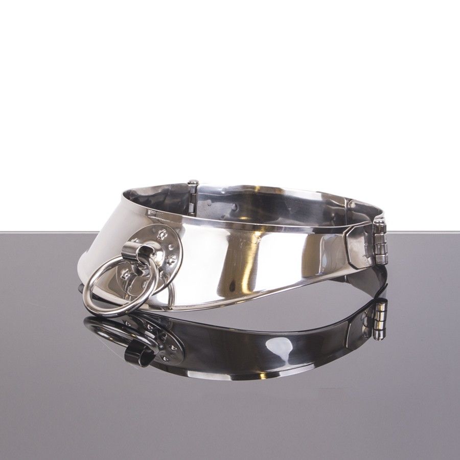 METAL HARD - COLLAR RESTRINGIDOR WITH ANILLA