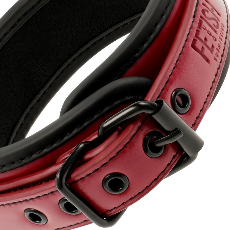 FETISH SUBMISSIVE DARK ROOM - COLLAR WITH CADENA WITH FORRO DE NEOPRENO