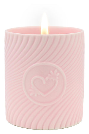 HIGH ON LOVE PINK MASSAGE CANDLE LITCHI MARTINI 220ML