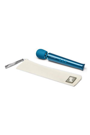 LE WAND PETITE RECHARGEABLE VIBRATING MASSAGER BLUE