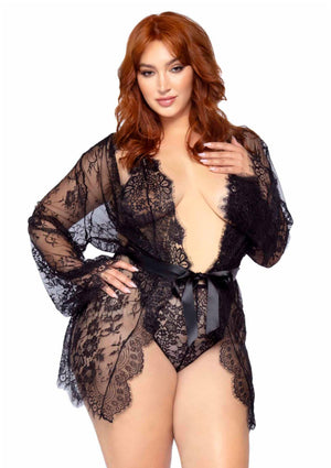 Teddy avec string échancré et déshabillé dentelle grande taille