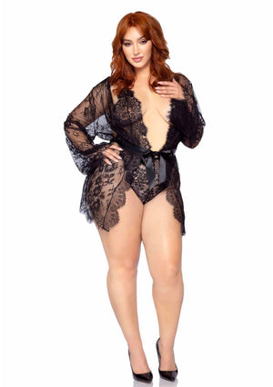 Teddy avec string échancré et déshabillé dentelle grande taille