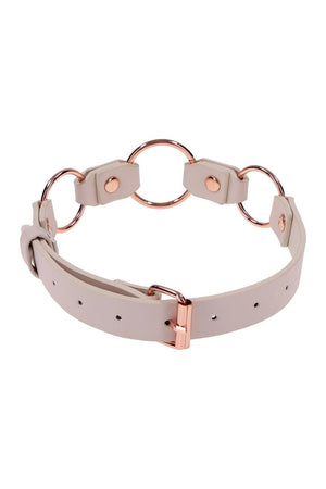 PEACHES 'N CREAME RING DAY COLLAR