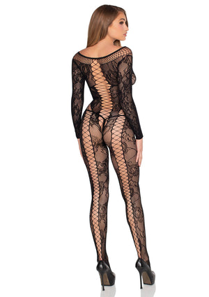 Lingerie en dentelle ouverte à l'entrejambe