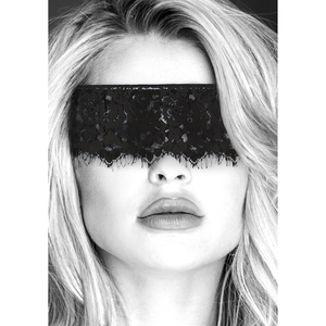 Masque en dentelle
