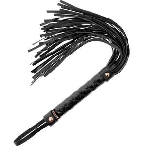 Begme – Black edition flogger en cuir vegan