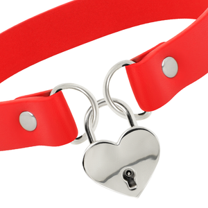 Coquette Chic Desire – Collier en cuir vegan rouge avec accessoire coeur avec cl?