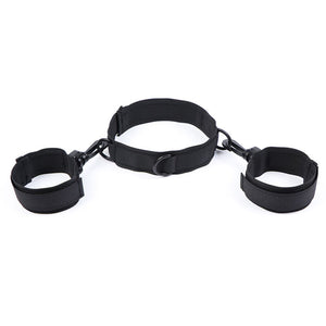 Ohmama Fetish – Menottes et collier en nylon