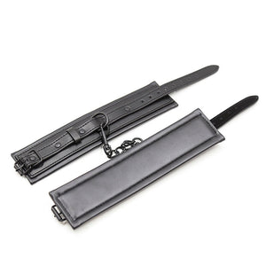 Ohmama Fetish – Restrictions au poignet