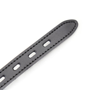 Ohmama Fetish – Baillon balle en silicone avec ceinture en cuir (cadenas inclus)