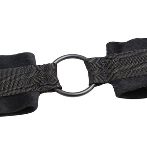 Ohmama Fetish – Menottes débutant
