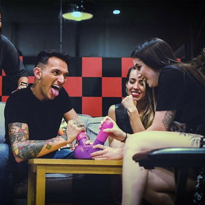 Play Wiv Me – Cum face party game