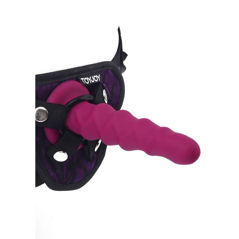 Gode pour harnais strié silicone 16 cm