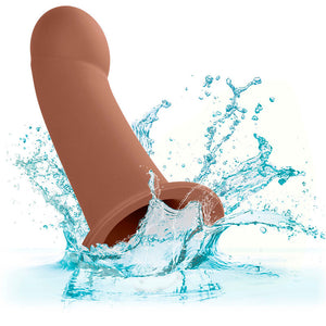 CalExotics – Extension performance maxx avec harnais peau brun