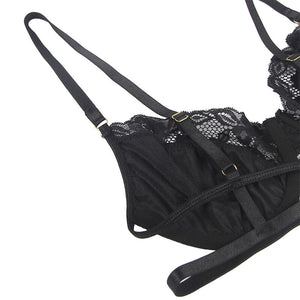Subblime – Lot 3 pièces soutien-gorge + string + jarretière dentelle noir