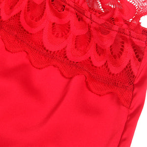 Subblime – Babydoll en satin avec dentelle rouge