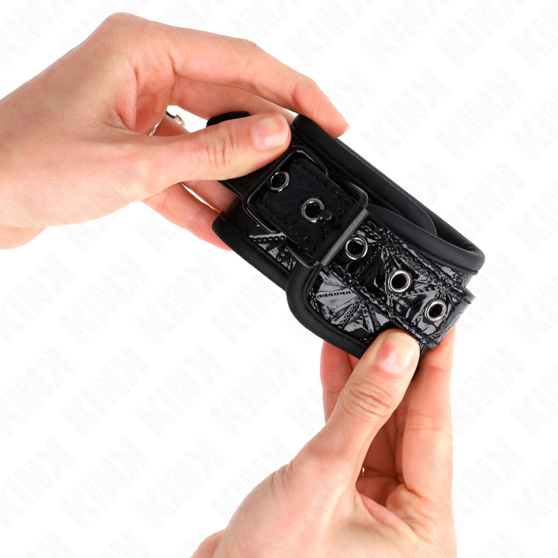 KINK - MUÑEQUERAS WITH ADJUSTABLE NEGRO DIAMOND PATTERN 17-26 CM X 5.5 CM