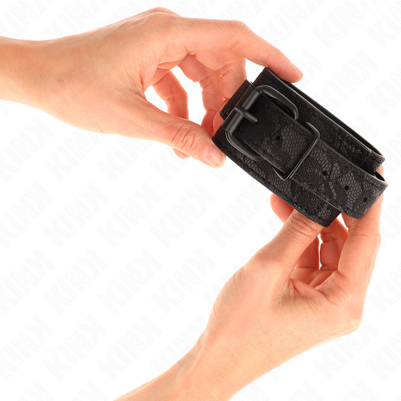 KINK - ADJUSTABLE MUÑEQUERAS DE CAJE NEGRO 19-26 CM