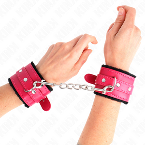 Kink – Appui-poignets doublés de fourrure premium noir avec ceinture rose framboise ajustable 17-29 cm x 6 cm