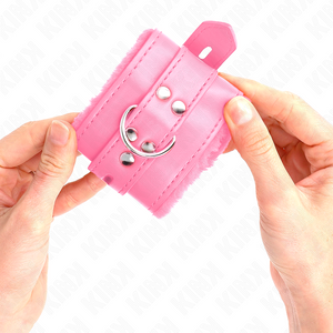 Kink – Appui-poignets doublés de fourrure avec trous carrés rose et ceinture rose réglable 17-29 cm x 6 cm