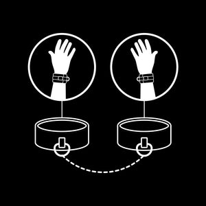 Fetish Submissive – Menottes en cuir végétalien avec doublure en noprène