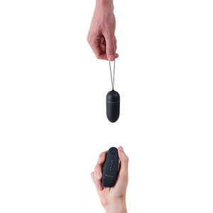 B Swish – Bnaughty Classic Unleashed, vibromasseur bullet télécommandé noir