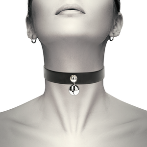 Coquette Chic Desire – Collier en cuir vegan femme hochet accessoire