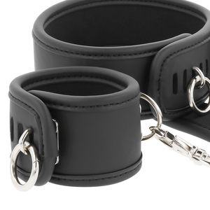 Fetish Submissive – Collier et menottes en cuir végan avec doublure en noprène
